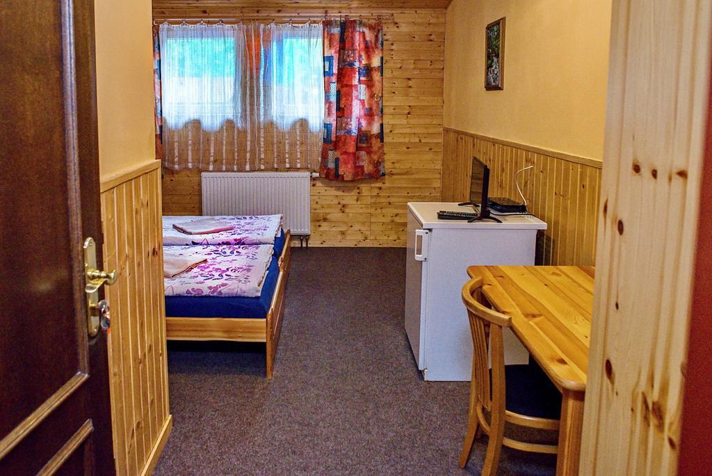 Penzion Radosov Ubytovani V Soukromi Kyselka  エクステリア 写真